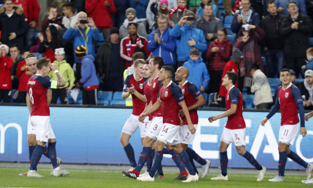 Du må være Lagerbäck eller mor for å elske Norge